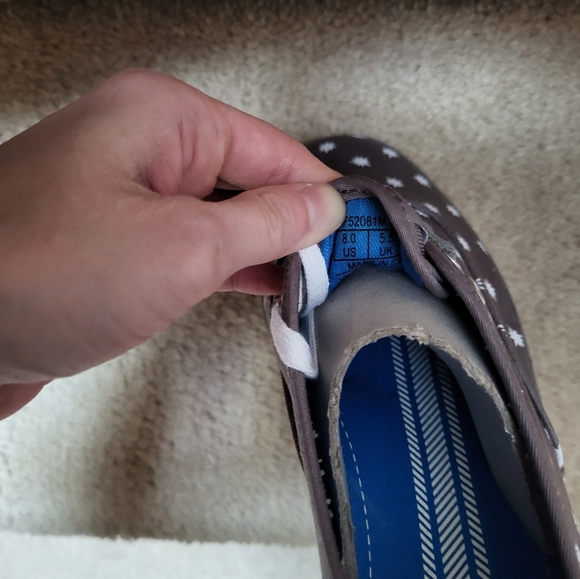 NWOT! Grey and white print Keds! - Picture 3 of 5